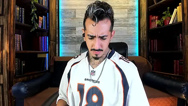 donovan_desmond (M young) - ALL NAKED