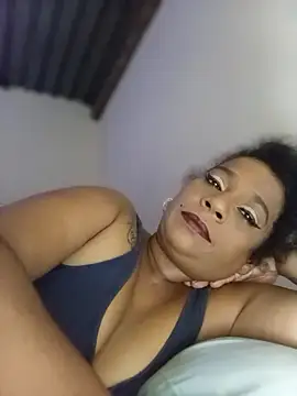 mizzcreator - MiZzCreator's free webcam - UK Sex Cams