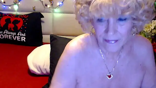 happywomanon (Ask my age) - be my real man and make me cum