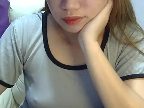 __luvvlll01__ - __luvvlll01__'s free webcam - UK Sex Cams