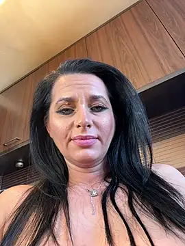 hotmomcheckk_ (F milf) - ❤️‍🔥 Make my day!/Squirt w Domi in❤️‍🔥