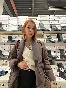 rosiesecret (F young) - TOPPLES under JACKET&boob out for 1 min