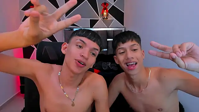 Juan_Nd_Steven's Colombian male cam and chat room
