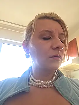 kaylinjan (F milf) - find the code of my orgasm