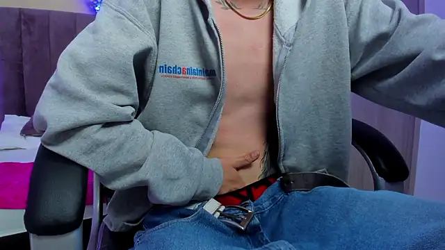 nascary_fox (M twink) - show ass