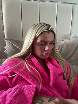 irish_barbiemilfx - Irish_BarbieMilfx's free webcam - UK Sex Cams