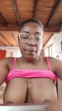 channeldelacroix (F milf) - BLOW JOB