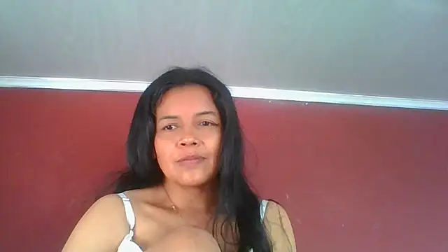 dianaochoa_ (F milf) - Spanking x 5 hard