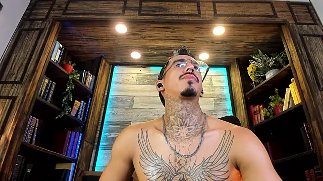 donovan_desmond (M young) - ALL NAKED