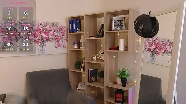 marie_long (F young) - take off top