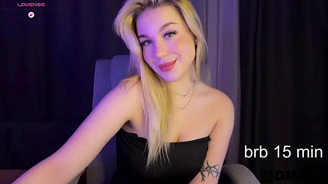 ariashaa - Ariashaa's free webcam - UK Sex Cams