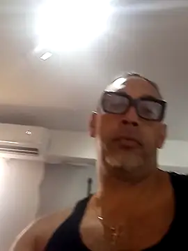 big_vittollo - Big_vittollo's free webcam - UK Sex Cams