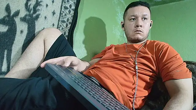 sweet_cock28 - Sweet_cock28's free webcam - UK Sex Cams