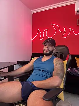 mike_savage3 (M young) - Oil show flex arms and muscles worship