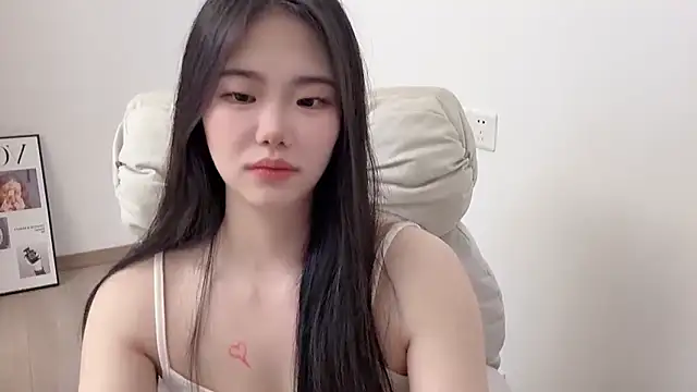 suki-1 - Suki-1's free webcam - UK Sex Cams