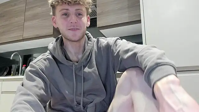 dominantalex18 (M young) - #anal #big-cocks #blowjob #brunettes #cam2cam #cheap-privates #cuckold #dirty-talk #double-penetration #hd #interactive-toys #lovense #muscular #sexting #straight #top #uk-models #white #young