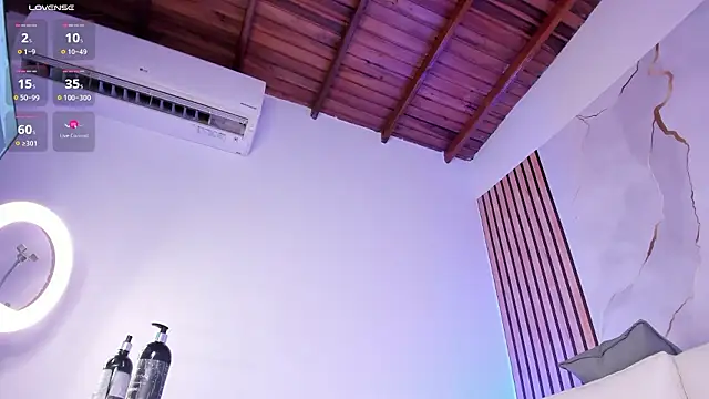 chloeparkss_ - ChloeParkss_'s free webcam - UK Sex Cams