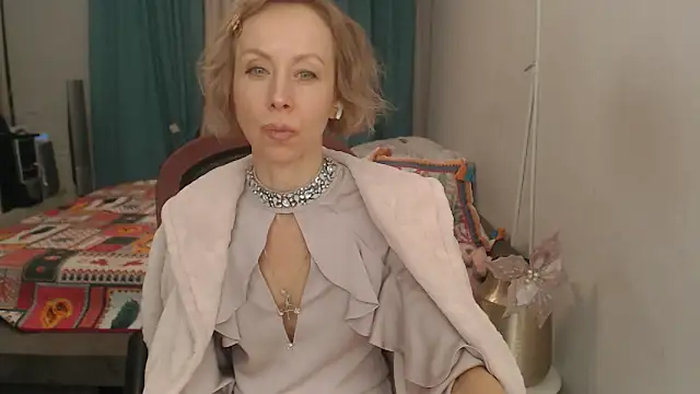 luxurynika - LuxuryNika's free webcam - UK Sex Cams