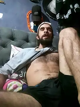 hairy_mannn (M young) - Take off my clothes