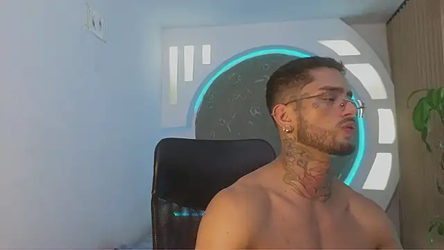 alanrodgers (M young) - hard cock