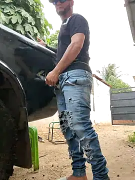 pighighdirty_p0 (M young) - Cum in face