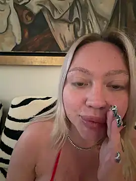 misstitmouseofficial - Misstitmouseofficial's free webcam - UK Sex Cams