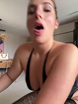 Webcam Model (Thescorpionfr_)  is live.Free join now!