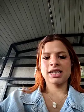 cataleya_16 - Cataleya_16's free webcam