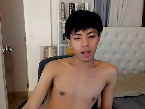 davincihugecock live sex cam