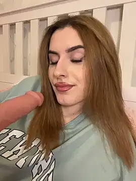 Webcam Model (AriaAdda) is live