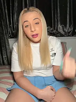 strongqueen - Strongqueen's free webcam - UK Sex Cams