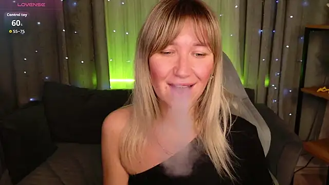 milabott - MilaBott's free webcam - UK Sex Cams