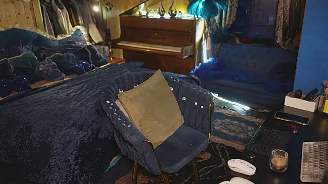 VanessaDoyle live sex cam