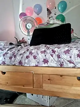 zafiro_glow (G young) - Zoom pussy and fingers in clit🔥