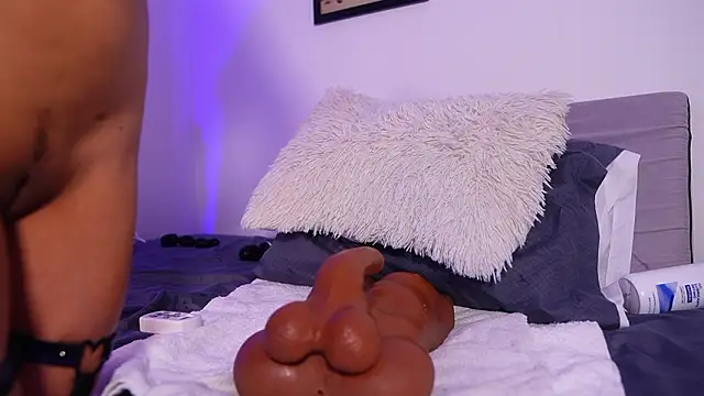 YourMandy live sex cam