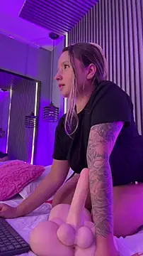 miapetit_ (F young) - I love you Mia  😋🍒🥵