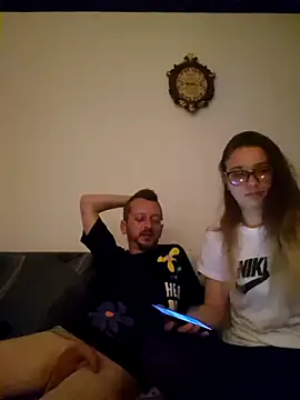 raducori (Ask my age) - Sex