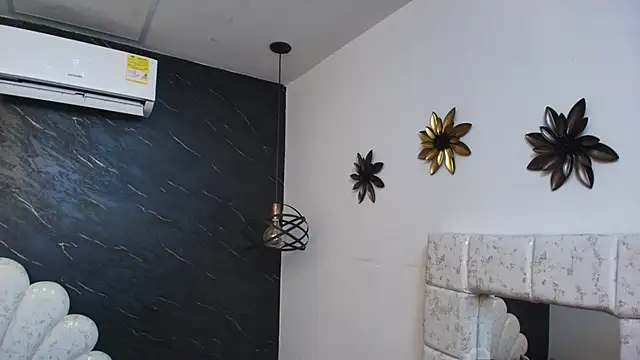 kissme_luna live sex cam