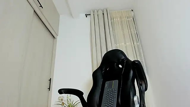 biscuit_oliva (M young) - CUM