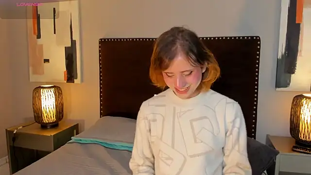 seraphine_star (T teen) - suck deep dildo