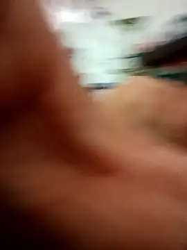 luk4ubb (Ask my age) - Hraní 2 masturbatory najednou!