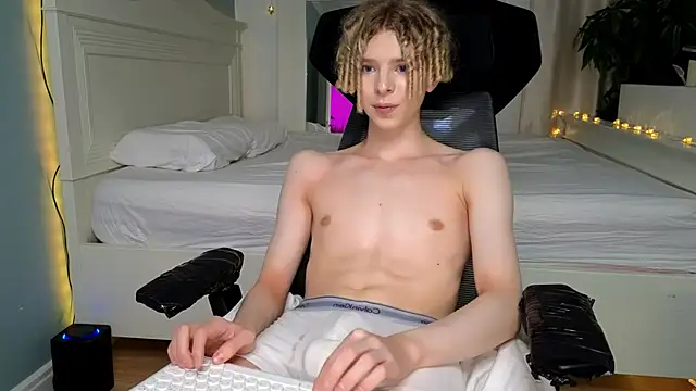 kudi_minnt (M twink) - CUM SHOW