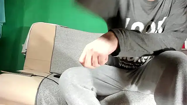 viraglaci18@xh live sex cam