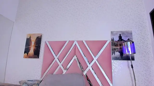 emilysejmet - Emilysejmet's free webcam - UK Sex Cams