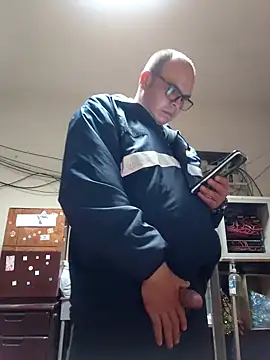 camilo-31ri (Ask my age) - Tocamdome en el trabajo