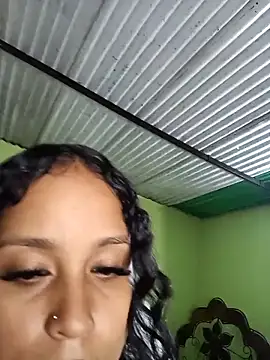 laura20lopez (G young) - Espectaculo de culo abierto