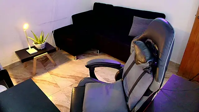 xanderstone00 (Ask my age) - NAKED