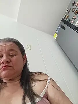 milf-eterna_69 (F milf) - Show tits