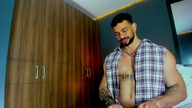 massimo_visconti (M young) - let's fuck