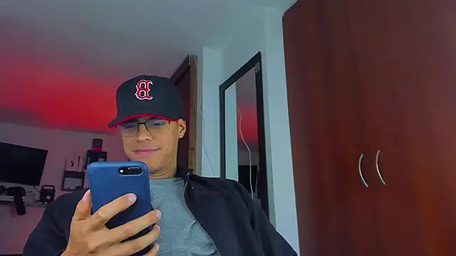 _john_boy_ (M young) - #big-ass #big-balls #big-cocks #bisexuals #brunettes #cam2cam #cheap-privates #chunky #colombian #flexing #foot-fetish #hd #humiliation #jerk-off-instruction #latin #office #orgasm #recordable-privates #recordable-publics #role-play #rubbing #small-audience #spanish-speaking #striptease #top #trimmed #uncut #young